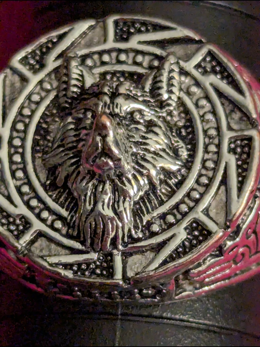 Silver-Tone Wolf Crest Men's Ring